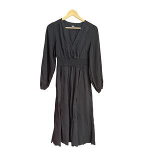 Old Navy Black Smocked Waist Midi Dress Women’s Size M Embroidered Hem